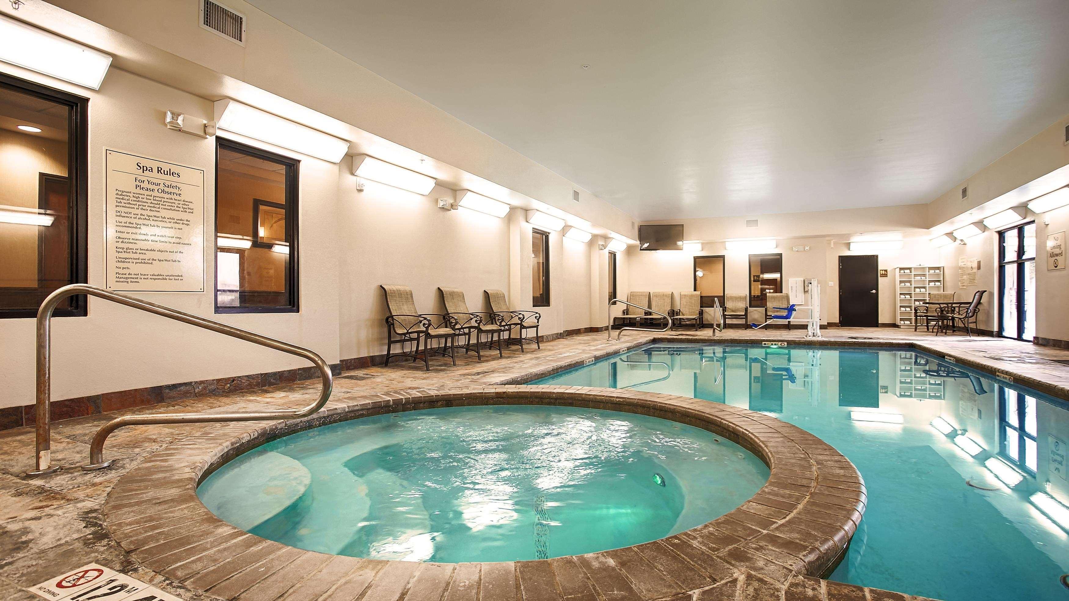 Best Western Plus Desoto Inn & Suites Mansfield Eksteriør bilde