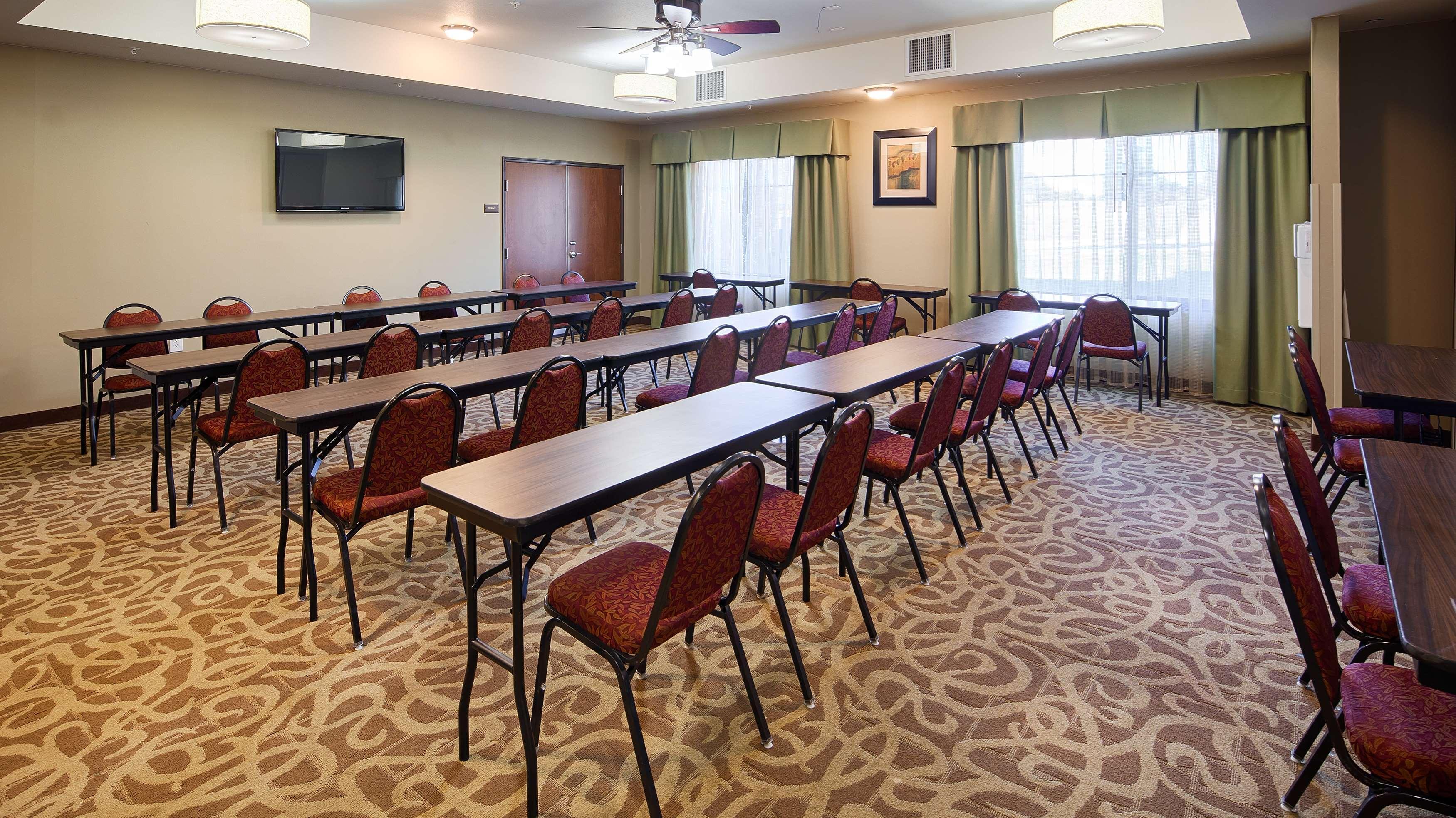 Best Western Plus Desoto Inn & Suites Mansfield Eksteriør bilde
