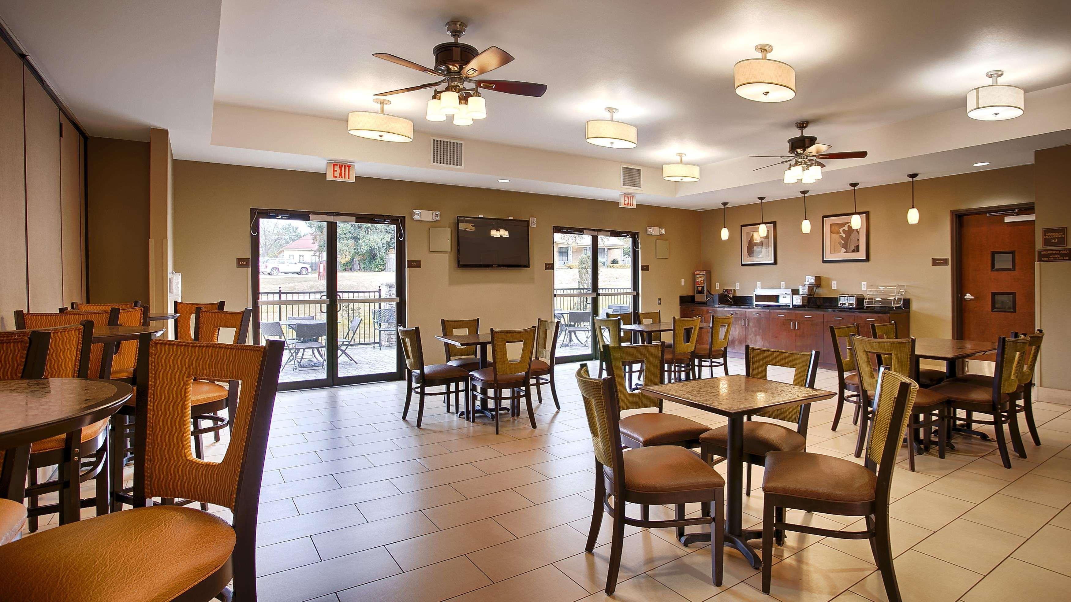Best Western Plus Desoto Inn & Suites Mansfield Eksteriør bilde